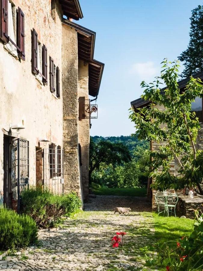 Agriturismo La Costa - Casa Vacanze Rovagnate Zewnętrze zdjęcie